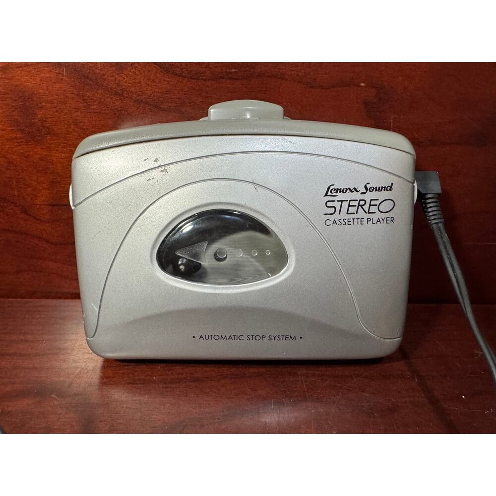 Lenoxx Sound Cassette Portable Player Model 820M With Headset Tested Belt Clip
